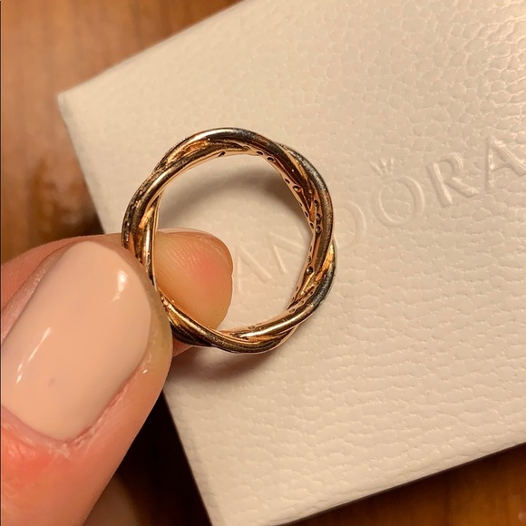 Pandora Sparkling Twisted Lines Ring Rose Gold 4.5 - Picture 4 of 5